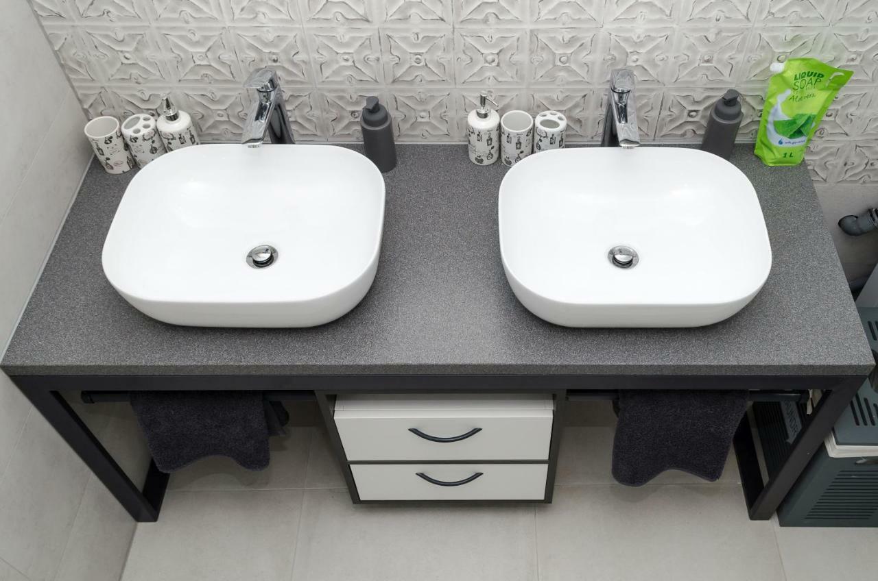 Grey Apartment Загреб Екстериор снимка