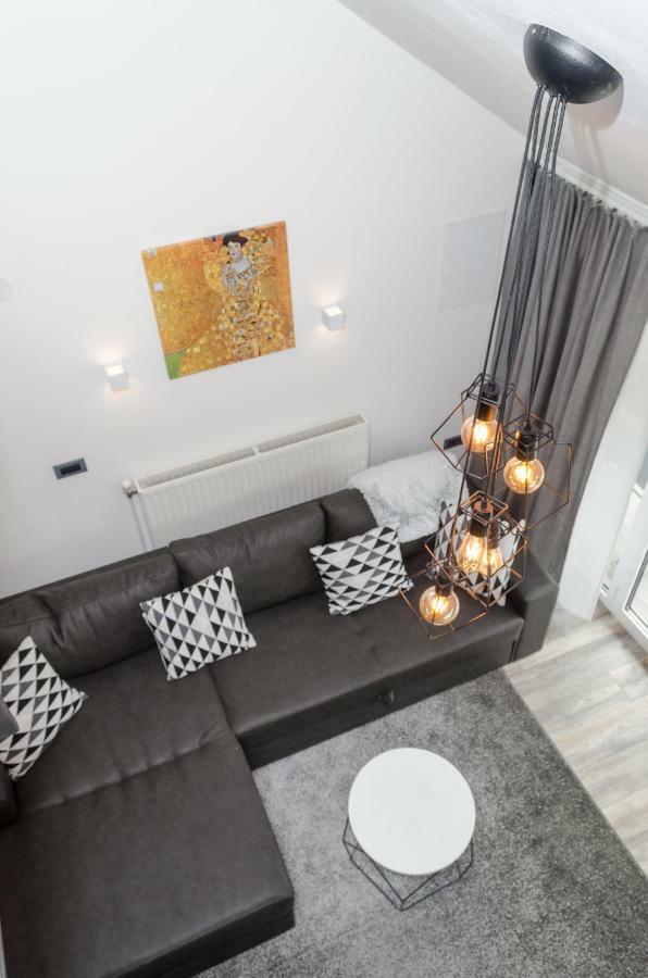 Grey Apartment Загреб Екстериор снимка